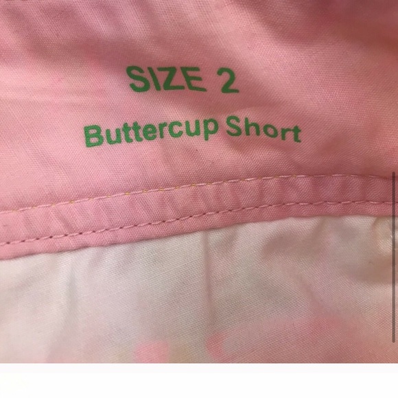 Lilly Pulitzer Floral Scallop Hem Tropical Shorts - Picture 4 of 4